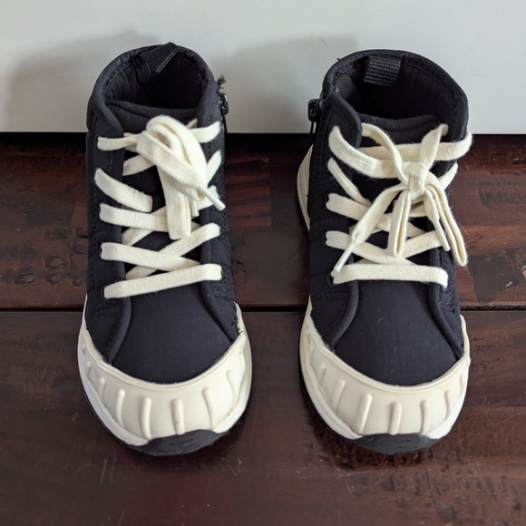 Zara Quilted High Tops Black, Size Toddler 26 - Picture 4 of 7
